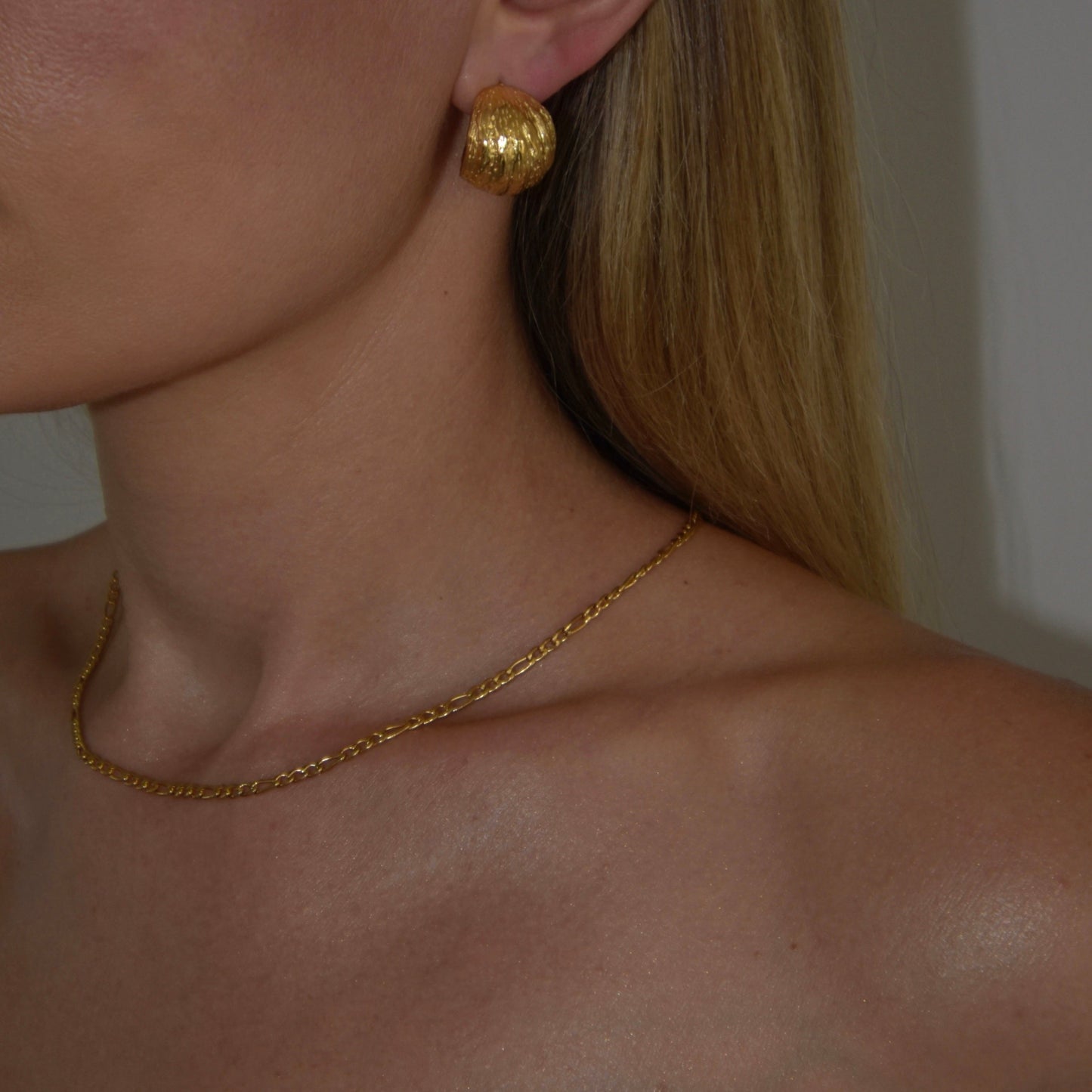 Cleo Hoops