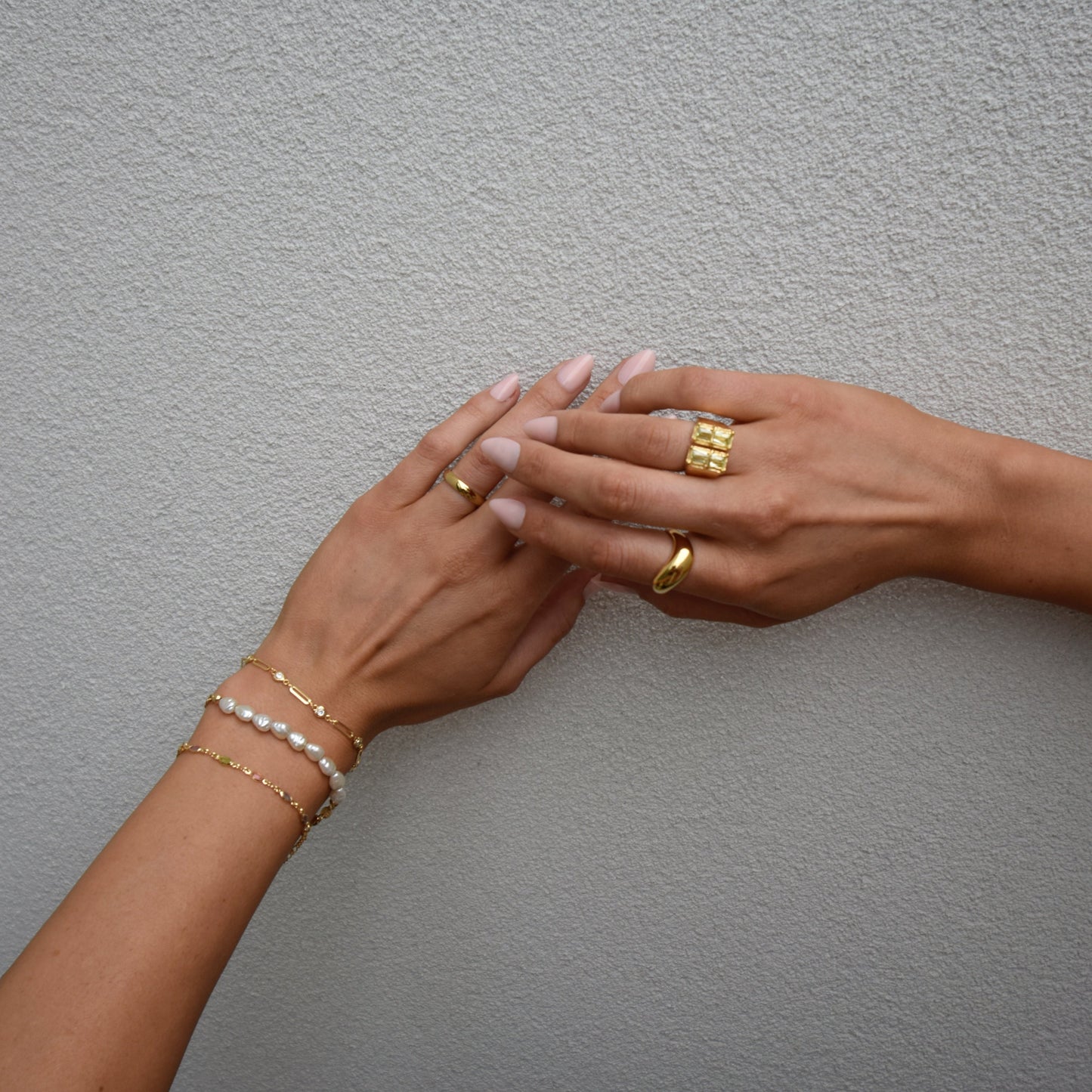 Addis Pearl Bracelet