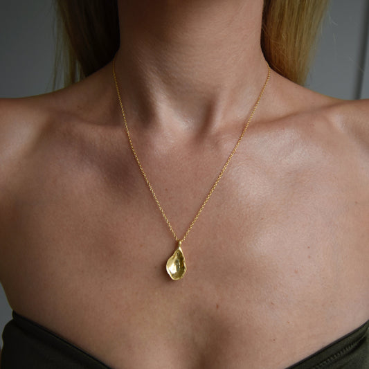 Eddie Oyster Necklace - Gold Vermeil